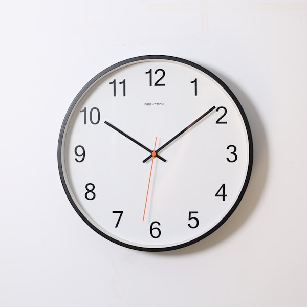 Minimalist Wall Clock